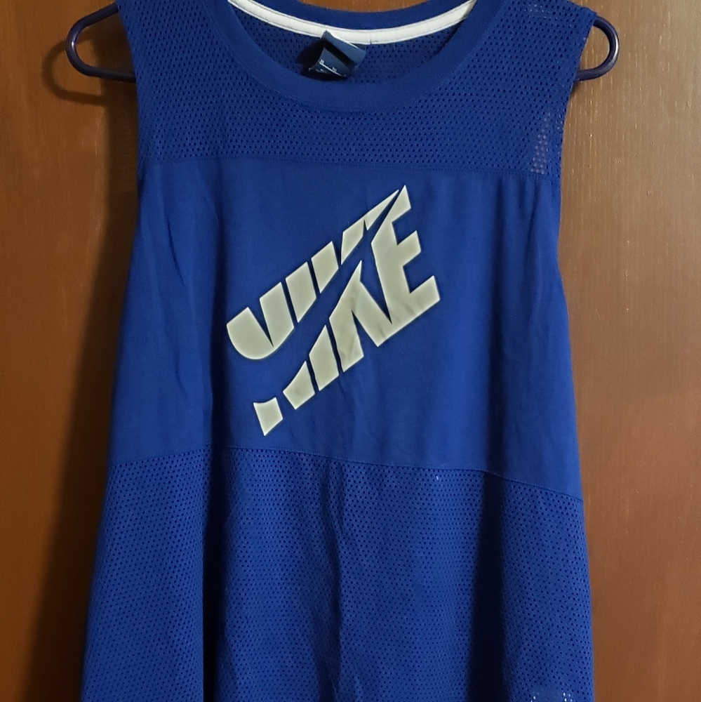 Nike tank top